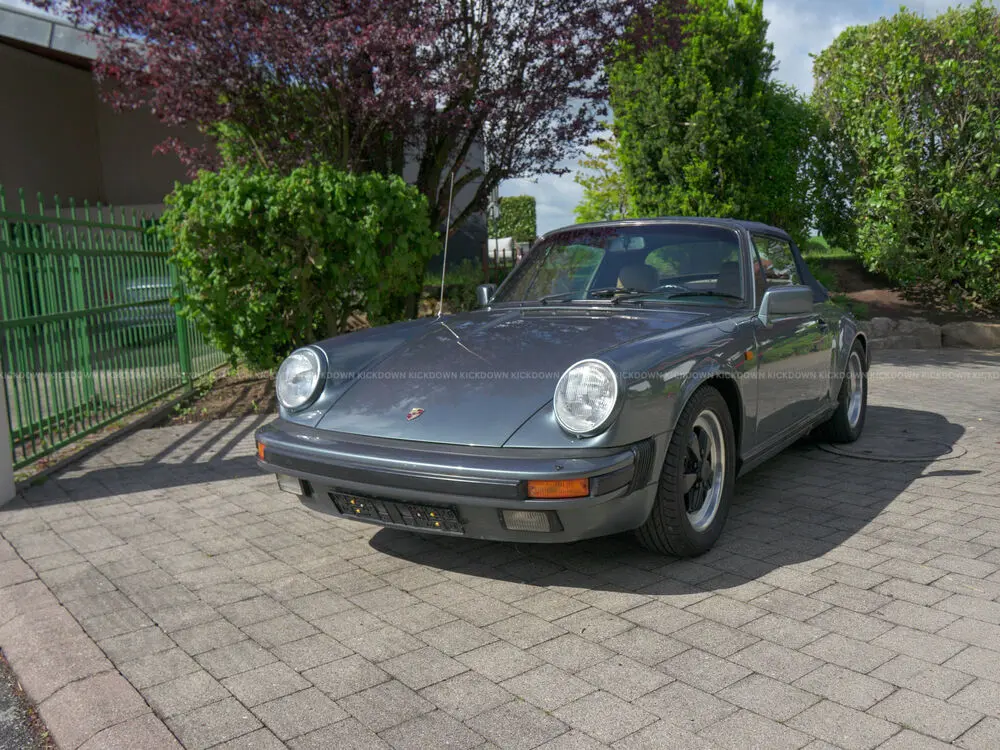 Porsche 911 3.2 Carrera Cabriolet (1983)