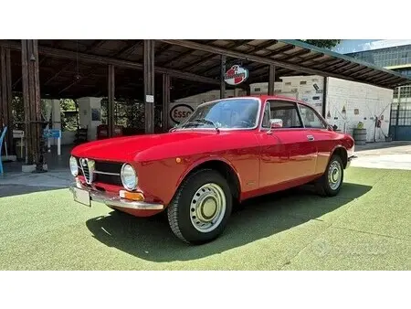 1970 — ALFA ROMEO GIULIA GT — 75,130 km