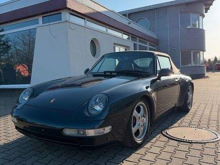 PORSCHE 993