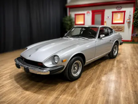 1976 — DATSUN 280Z — 8,338 km