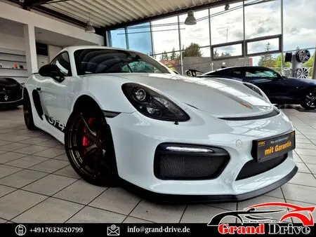 2016 — PORSCHE CAYMAN — 26,300 km