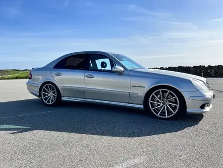 2003 — Mercedes E-class E 55 amg V8 5.0 2WD — 138,000 km