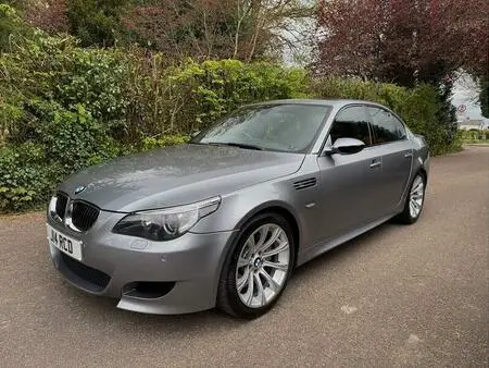 2006 — Bmw 5 series M5 V10 5.0 — 86,905 km