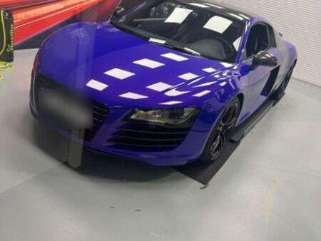 AUDI R8