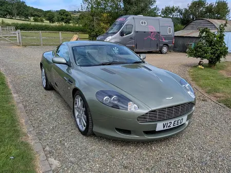 2005 — ASTON MARTIN DB9 — 36,662 km