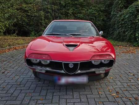 ALFA ROMEO MONTREAL