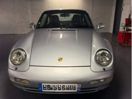 PORSCHE 993