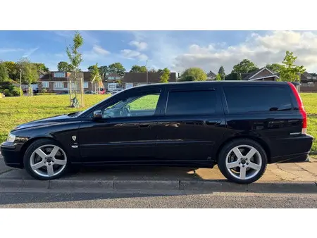 2003 — VOLVO V70 — 131,966 km
