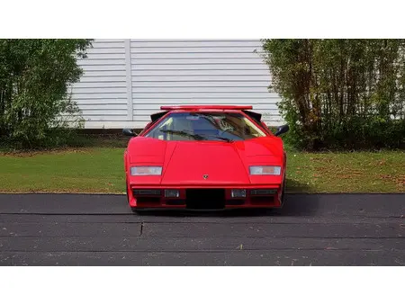 1985 — LAMBORGHINI COUNTACH