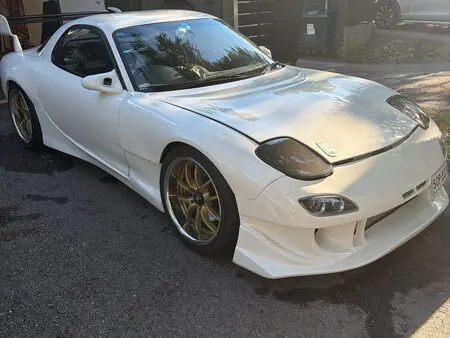 1996 — MAZDA RX-7 — 77,000 km