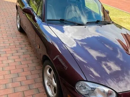 2000 — MAZDA MX5 — 55,000 km
