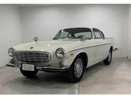 VOLVO P1800