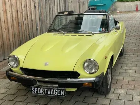 1978 — FIAT 124 SPIDER — 14,000 km