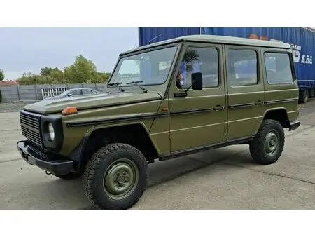 1992 — MERCEDES G-CLASS — 100,000 km