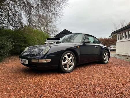 PORSCHE 993