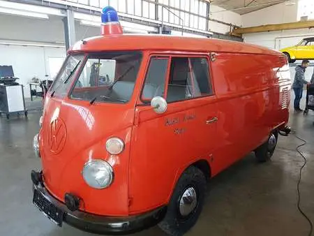 1964 — VOLKSWAGEN COMBI — 10,500 km