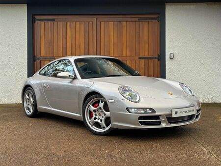 PORSCHE 997