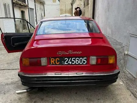 1971 — ALFA ROMEO GIULIA GT — 20,000 km