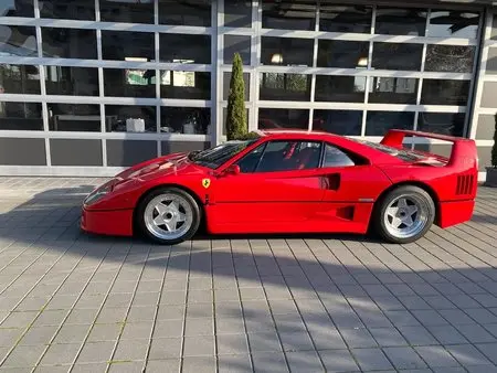 1988 — FERRARI F40