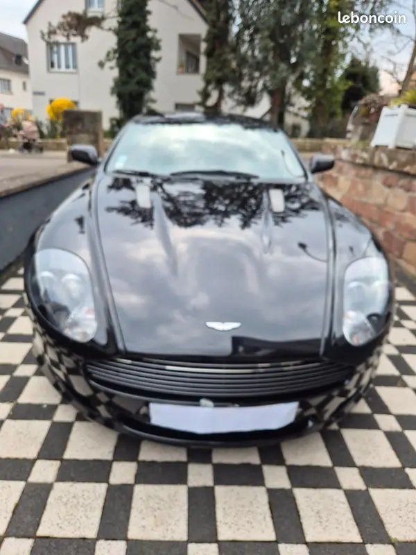 2006 — ASTON MARTIN DB9 — 78,000 km