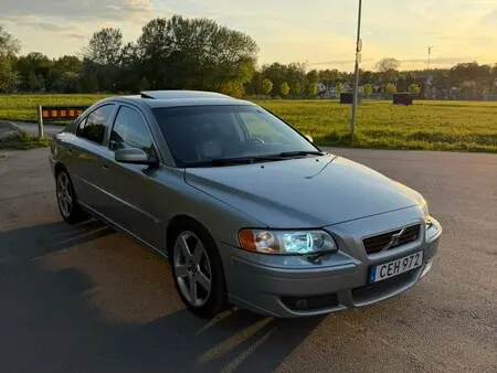 2006 — VOLVO S60 — 116,000 km