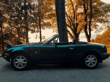 1997 — MAZDA MX5 — 51,500 km