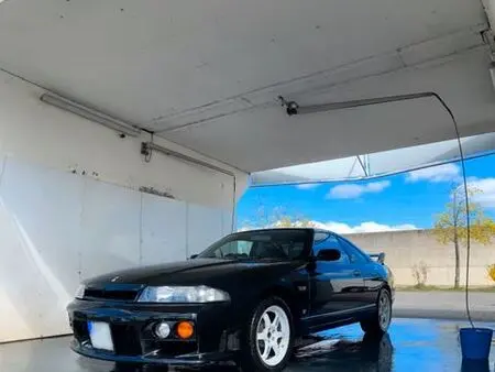 1997 — NISSAN SKYLINE — 144,000 km