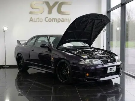 1995 — NISSAN SKYLINE — 128,004 km