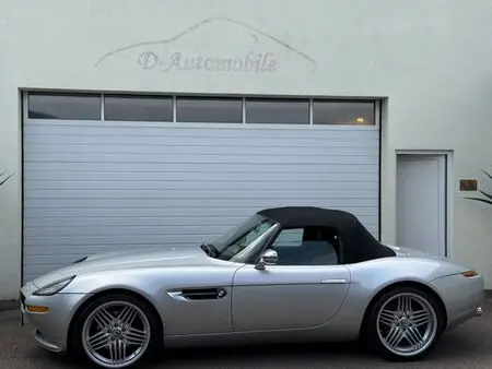 2001 — BMW Z8 — 28,000 km