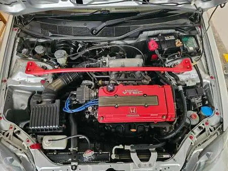 1999 — HONDA CIVIC — 76,000 km