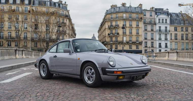 1988 — Porsche 911 Carrera 3.2 1988 — 80,000 km