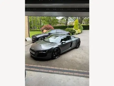 2007 — AUDI R8 — 76,444 km