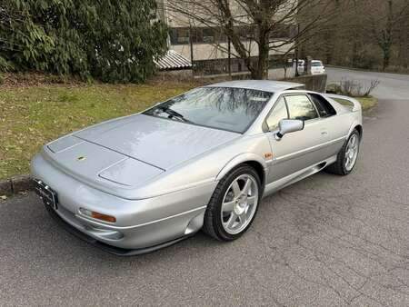 LOTUS ESPRIT