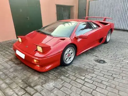 1991 — LAMBORGHINI DIABLO — 43,000 km