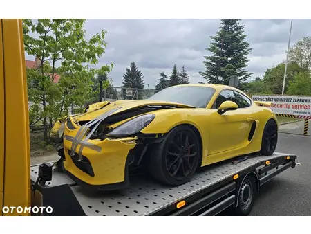 2015 — PORSCHE CAYMAN — 41,000 km