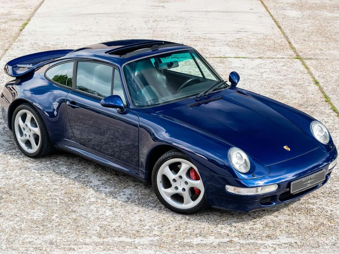 PORSCHE 993