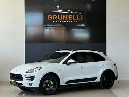 2017 — PORSCHE MACAN — 43,250 km