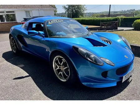 2001 — LOTUS ELISE — 49,890 km