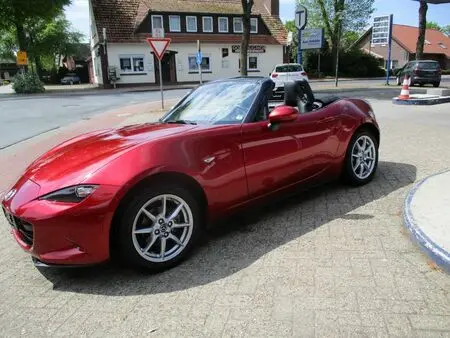 2018 — MAZDA MX5 — 27,000 km