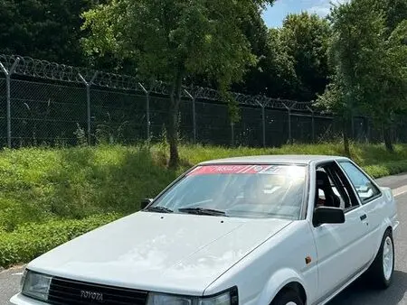 1983 — Toyota Corolla E80 ae86 — 9,524 km