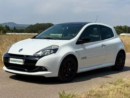 2012 — RENAULT CLIO — 92,000 km