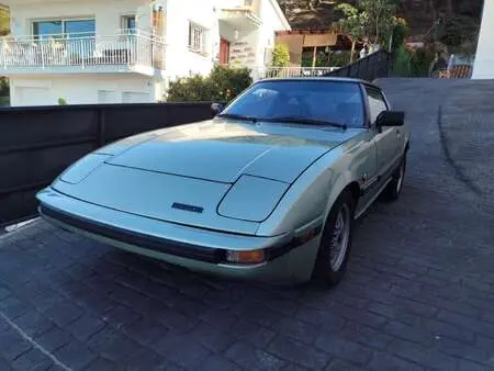 1987 — MAZDA RX-7 — 94,000 km