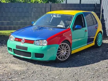 2003 — VOLKSWAGEN GOLF — 158,600 km