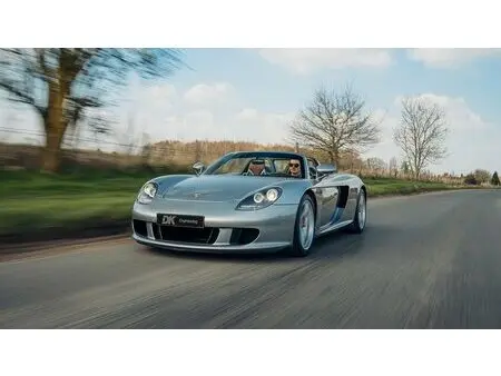 2004 — PORSCHE CARRERA GT