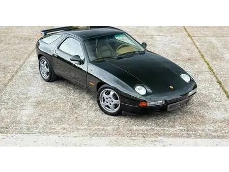1993 — PORSCHE 928 — 154 km
