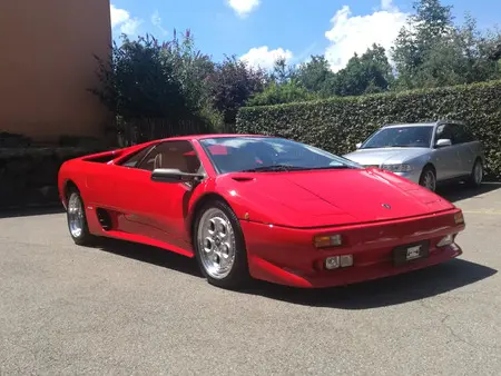 1992 — LAMBORGHINI DIABLO — 32,000 km
