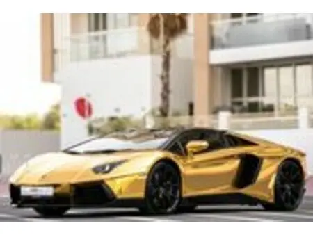 2015 — LAMBORGHINI AVENTADOR ROADSTER — 15,000 km