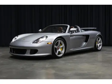 2004 — Porsche Carrera gt 2WD — 5,311 km