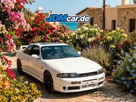 1995 — NISSAN SKYLINE — 100,000 km