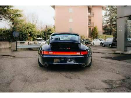 PORSCHE 993